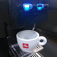 纯正的意式Iperespresso，illy 新款Y3 胶囊咖啡机