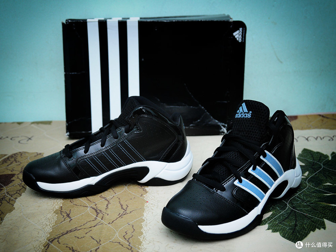 耐磨至上 简评 adidas 阿迪达斯 Tip Off 2的场外篮球鞋G49948