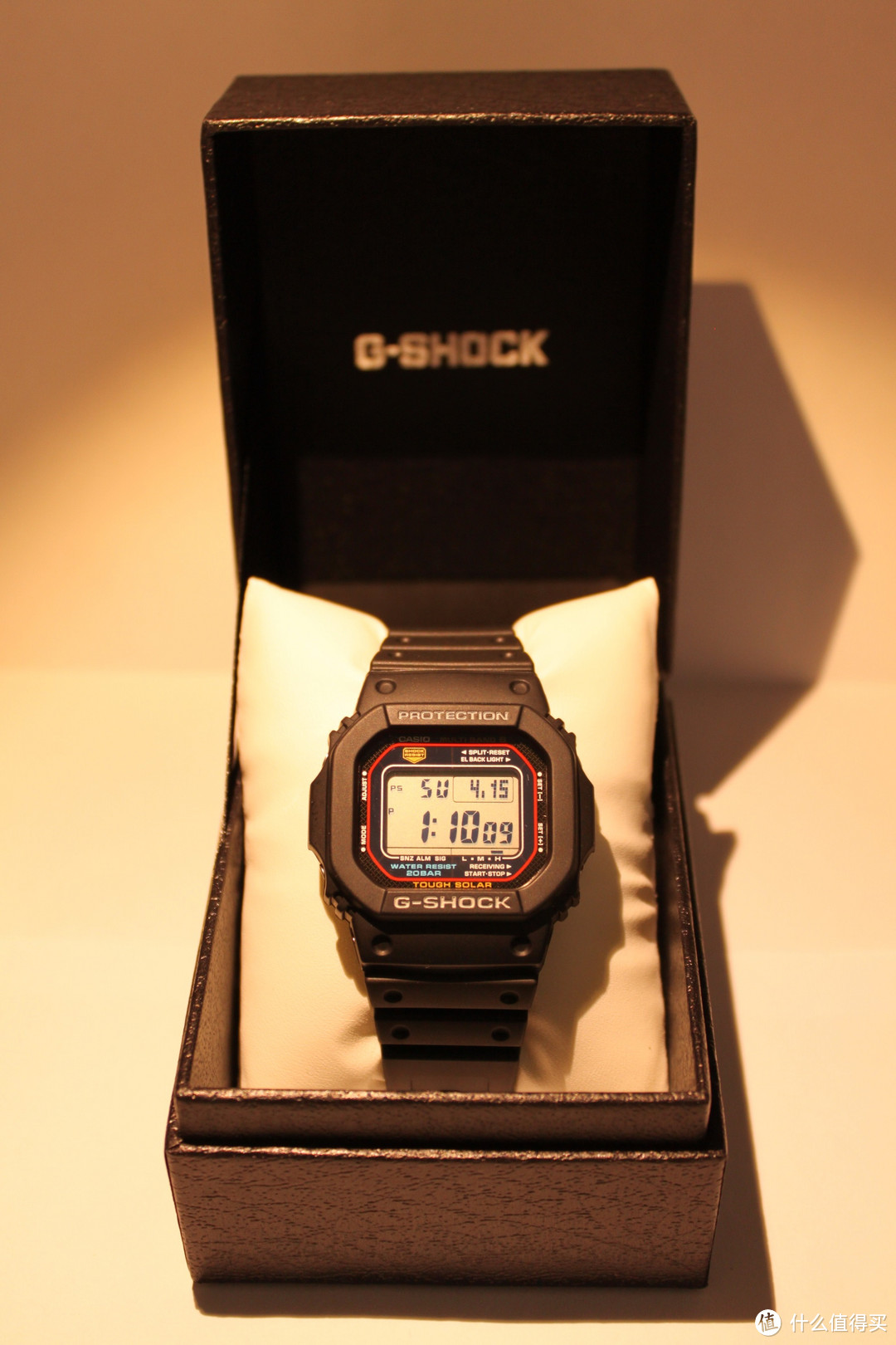 屌丝标配？CASIO 卡西欧 G-Shock 男款太阳能电波腕表（6局电波）GWM5610-1