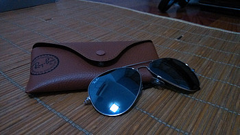 屌丝晒单：Ray-Ban 雷朋3025-W3277(水银色镜面飞行员)+ Ray-Ban 雷朋2132 52 902(玳瑁漫步者)