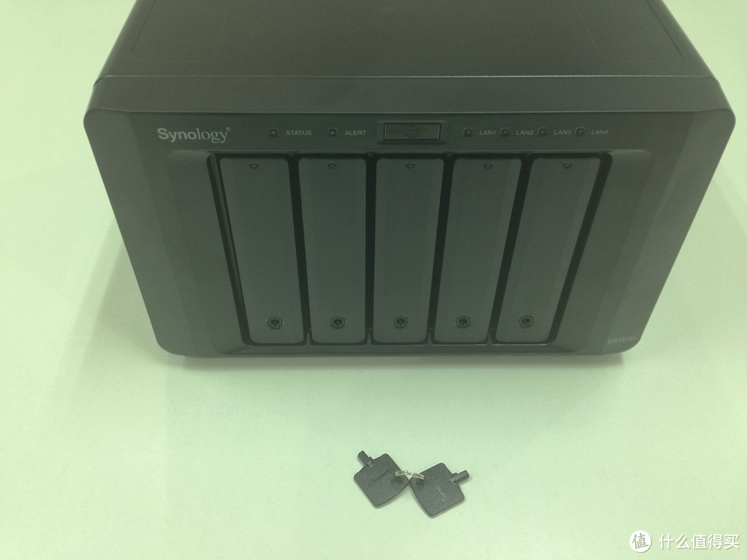 NAS 之 Synology 群晖 DS1513+ 5盘位 NAS网络存储服务器