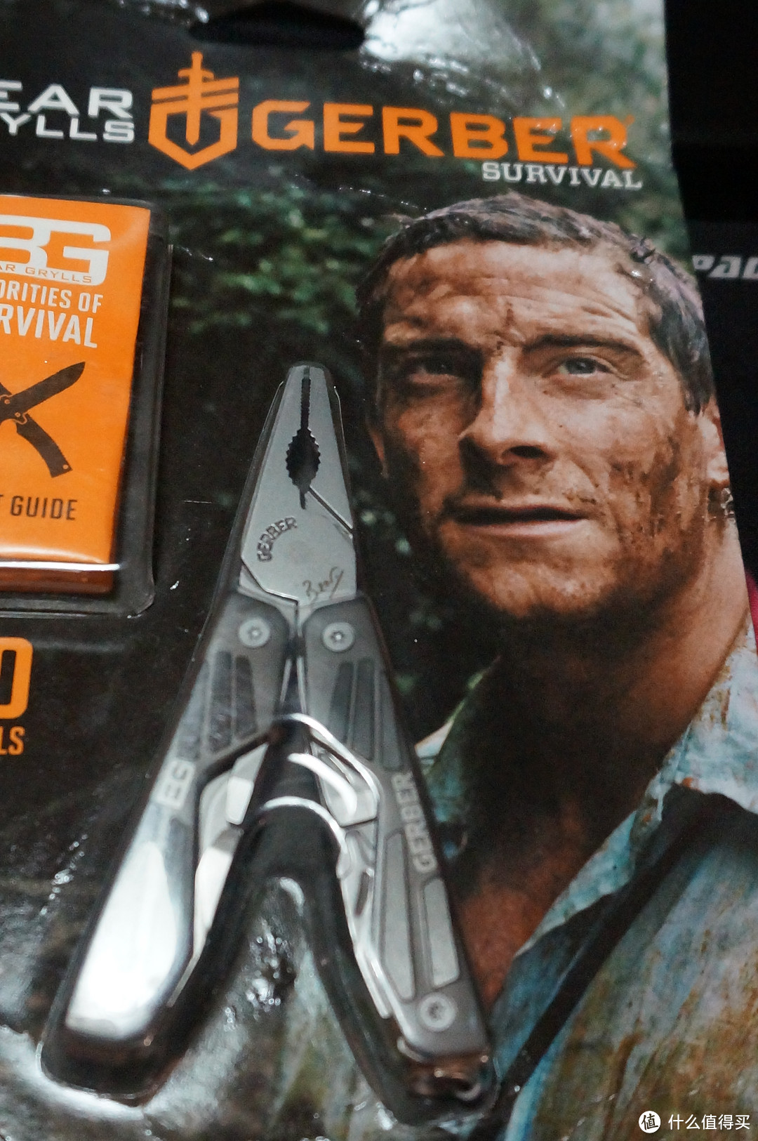 生存必备品----Gerber 戈博 Bear Grylls 贝尔系列 31-000750 多功能迷你求生工具钳及强大生存指南