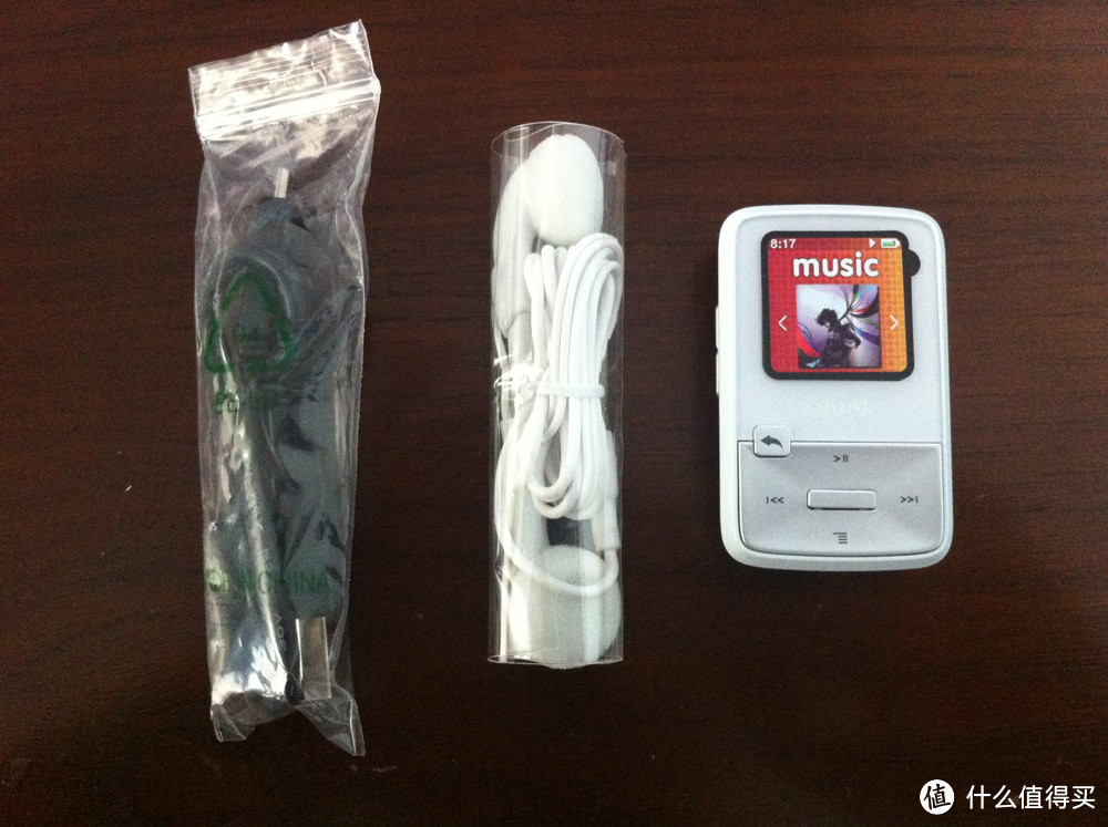 屌丝听歌利器——Sandisk 闪迪 Sansa Clip zip MP3播放器 把玩 + Rockbox刷机