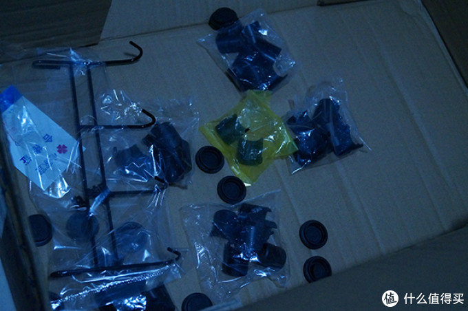 散落的零件 散落的零件