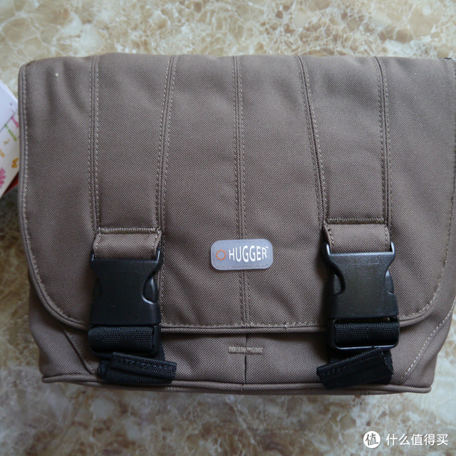 屌丝大熊系列又来了——HUGGER Photo Booth单肩单反相机包，要的就是这种低调风格