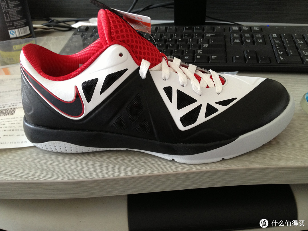 diors入手 NIKE耐克 2013新款LEBRON ST II男子篮球鞋579743以及 运动水壶9341021018 （顺晒decathlon39元单鞋）