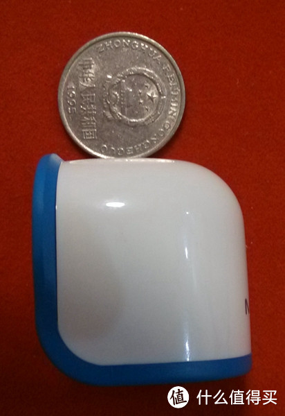 号称全球最小的折叠充电器——MiLi pocketpal HC-A30 折叠式USB充电器