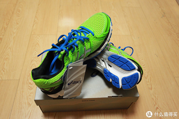 ASICS 亚瑟士 专业避震跑鞋 GEL-KAYANO 19 T300N