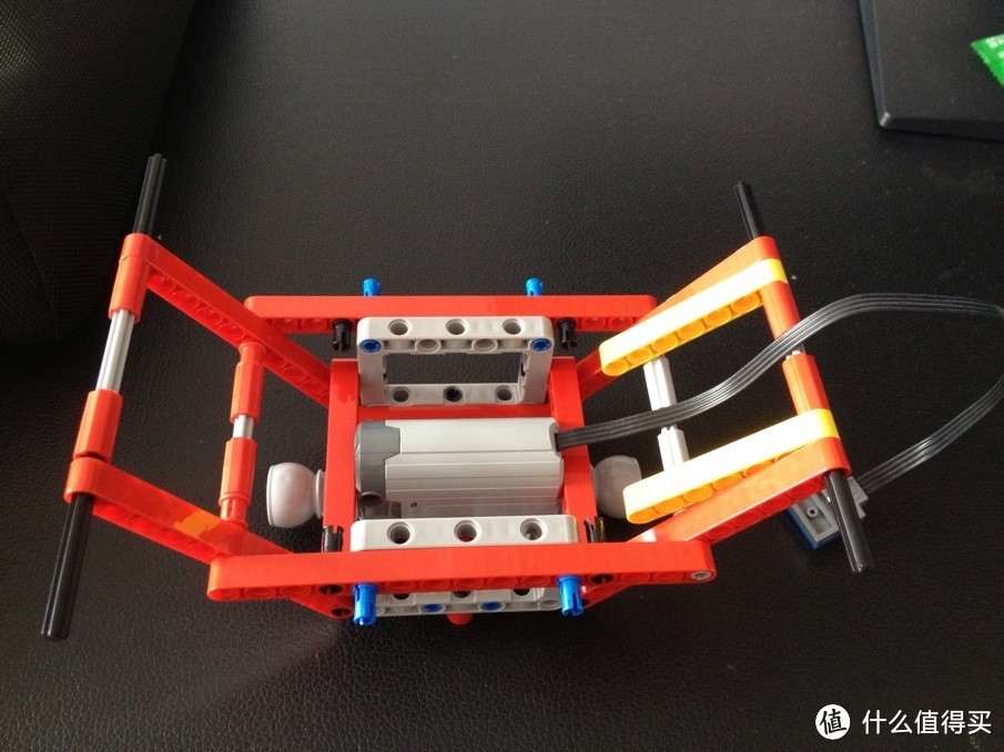 儿子的生日礼物：LEGO 乐高 机械组 Technic 9398 四驱越野遥控车