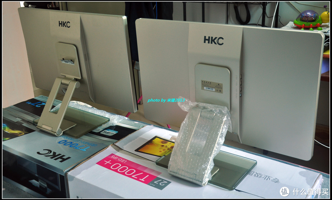 【图片更新】屌丝大屏幕——HKC 惠科 T7000+ 27寸广视角液晶显示器 简单开箱及与T7000简单对比