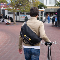 来自amazon的死飞邮差包 Timbuk2 天霸 Catapult Cycling Messenger Bag M码，动心了否？