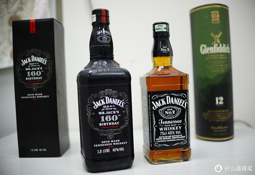 晒一晒霸气的 Jack Daniels 杰克丹尼 杰克先生诞生160周年 纪念装 威士忌（附普通版的杰克丹尼外观对比）