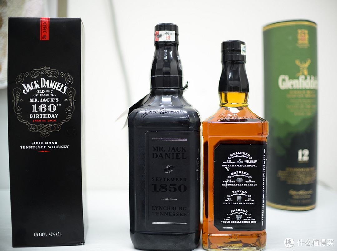 晒一晒霸气的 Jack Daniels 杰克丹尼 杰克先生诞生160周年 纪念装 威士忌（附普通版的杰克丹尼外观对比）