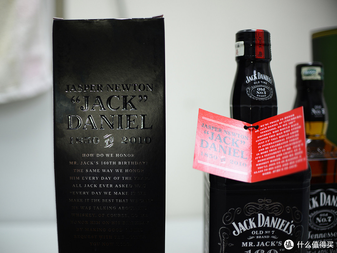 晒一晒霸气的 Jack Daniels 杰克丹尼 杰克先生诞生160周年 纪念装 威士忌（附普通版的杰克丹尼外观对比）