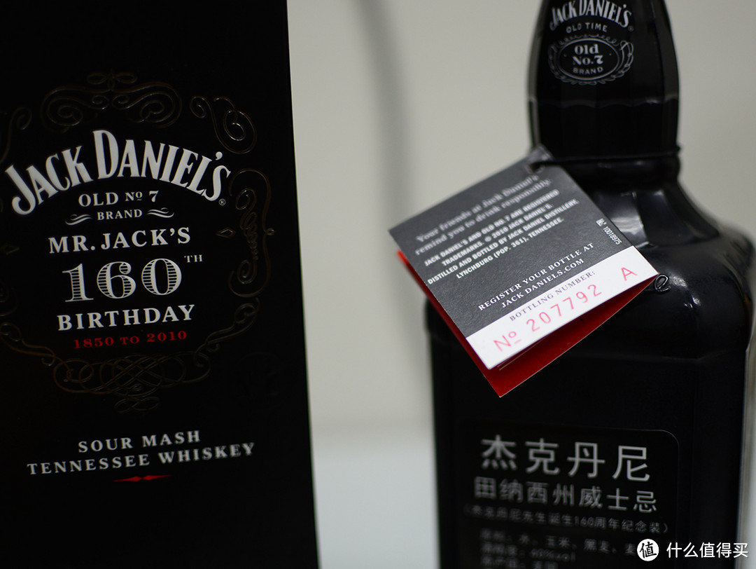 晒一晒霸气的 Jack Daniels 杰克丹尼 杰克先生诞生160周年 纪念装 威士忌（附普通版的杰克丹尼外观对比）