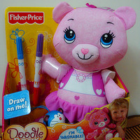 送给小侄女的礼物：Fisher-Price 费雪 Doodle Bear Rose 小熊娃娃
