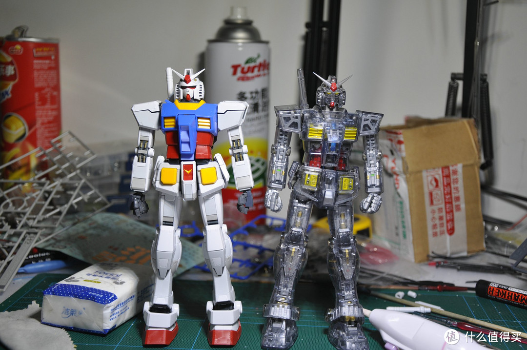 万代高达MG 1/100 RX-78-2 GUNDAM 3.0 开箱到素组完成 170P杀内存 红有三客串