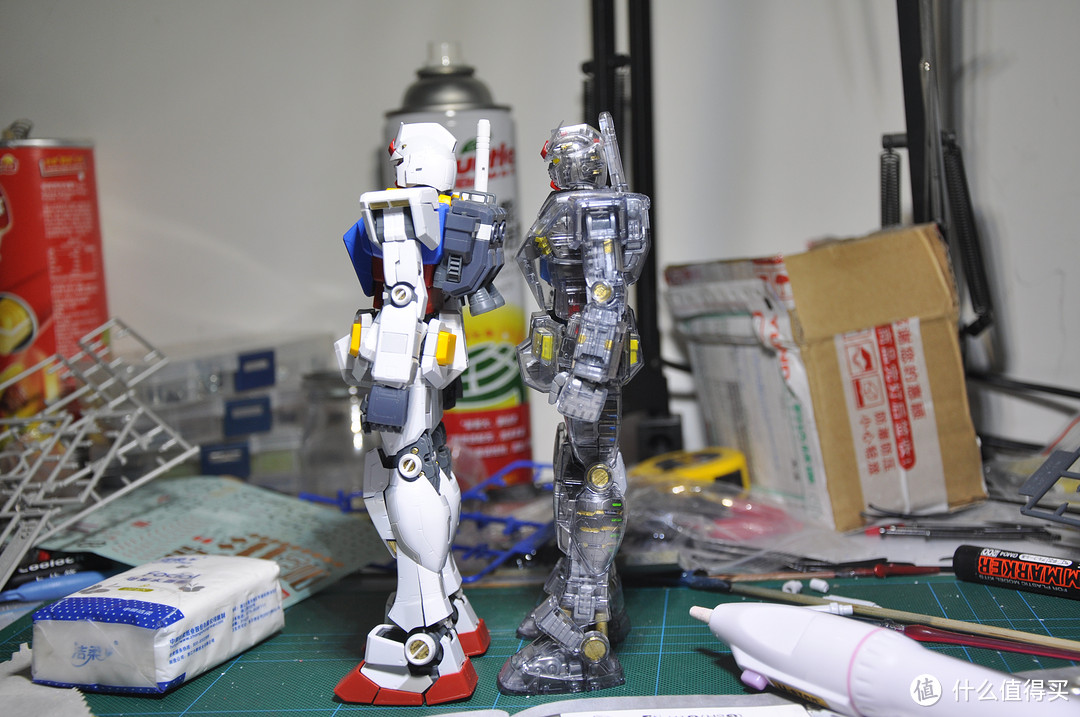 万代高达MG 1/100 RX-78-2 GUNDAM 3.0 开箱到素组完成 170P杀内存 红有三客串