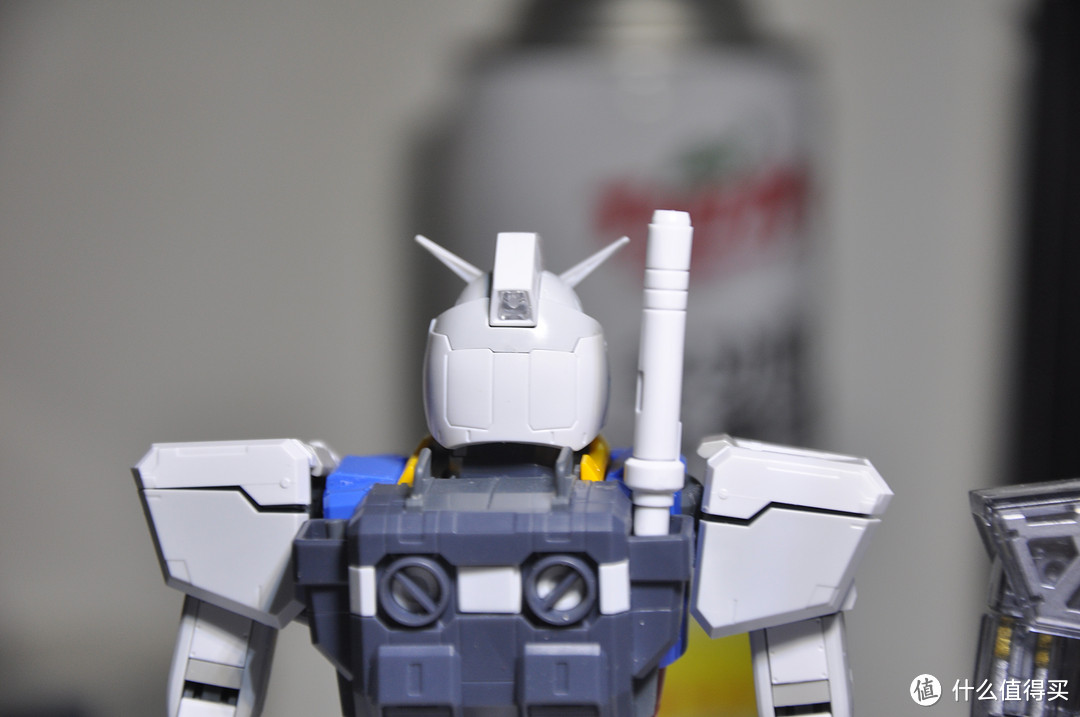 万代高达MG 1/100 RX-78-2 GUNDAM 3.0 开箱到素组完成 170P杀内存 红有三客串