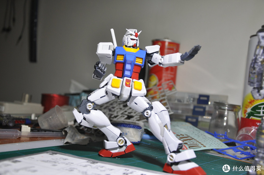 万代高达MG 1/100 RX-78-2 GUNDAM 3.0 开箱到素组完成 170P杀内存 红有三客串