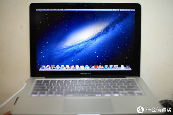 Apple 苹果 MacBook Pro MD101CH/A 13.3英寸宽屏笔记本电脑 晒物广场:今日好晒单 乐心计步器、CASIO机械迷城、人体工学椅、神价索尼3NL、白菜声波牙刷、Samsonite双肩包、MacBook Pro