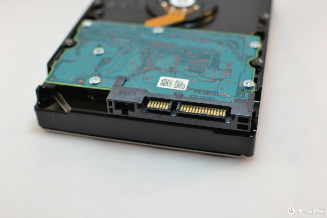 我的这款TOSHIBA 东芝 2TB DT01ACA200 7200转64M 台式机硬盘，体质是不是弱爆了