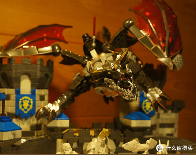 【WOW】Mega Bloks 美家宝 魔兽世界 Deathwing\'s Stormwind Assault 暴风城大门 死亡之翼 萌萌玩具总动员~