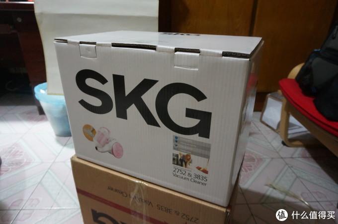 小清新设计,小巧实用——SKG家用真空吸尘器SKG3835