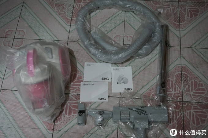 小清新设计,小巧实用——SKG家用真空吸尘器SKG3835