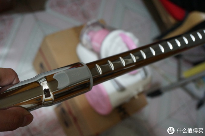 小清新设计,小巧实用——SKG家用真空吸尘器SKG3835