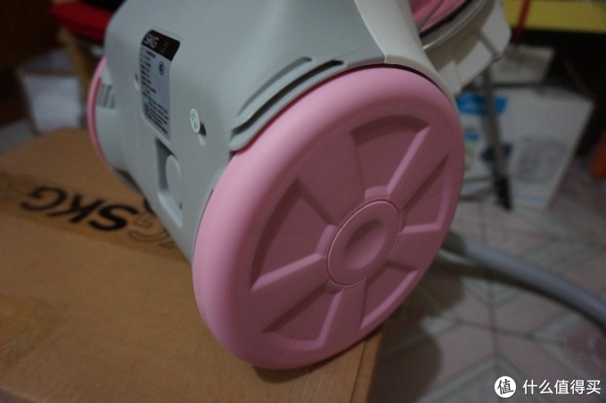 小清新设计,小巧实用——SKG家用真空吸尘器SKG3835