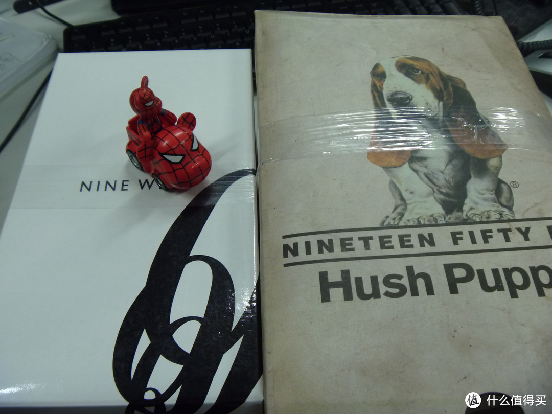 也谈不靠谱的尺码：6PM 入手 Hush Puppies  暇步士 男鞋 + NINE WEST 玖熙 女款拖鞋