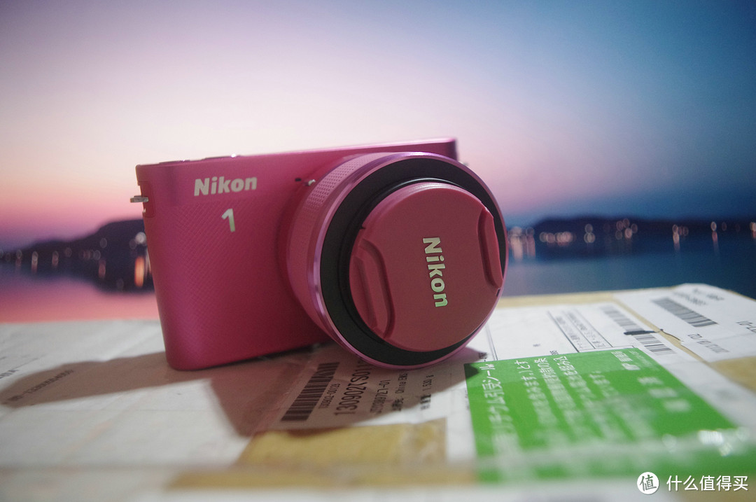 那一抹粉红色的骚：Nikon 尼康 J2 单镜头相机  