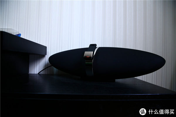 Bowers &amp; Wilkins Zeppelin Speaker齐柏林飞艇（Lightning接口）