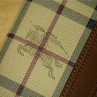 购港行Burberry 复古 Haymarket Check 长钱夹