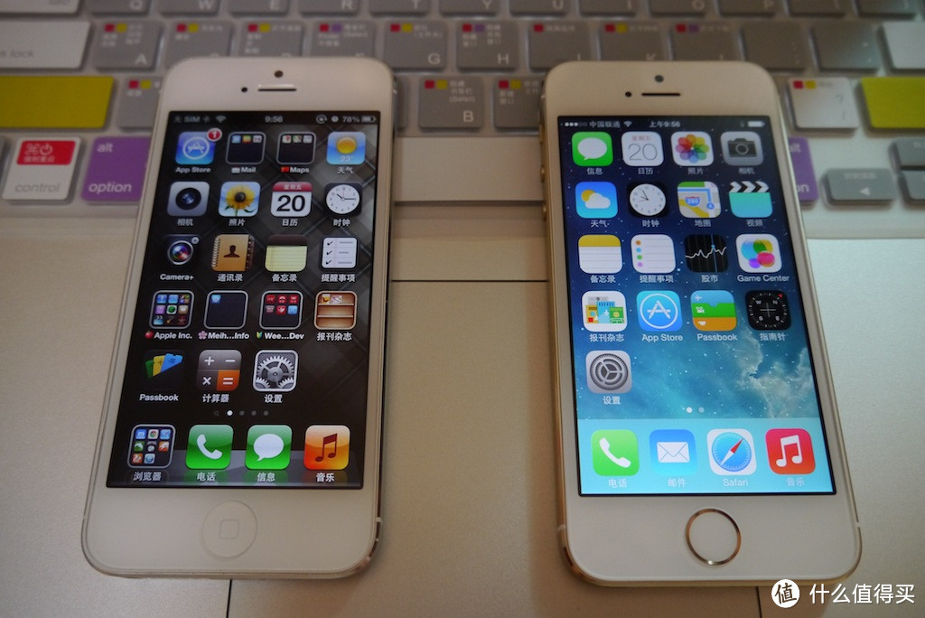 iPhone5s开箱——5s 土豪金！32G + 棕色皮套 附和白色5 对比！高清大图！