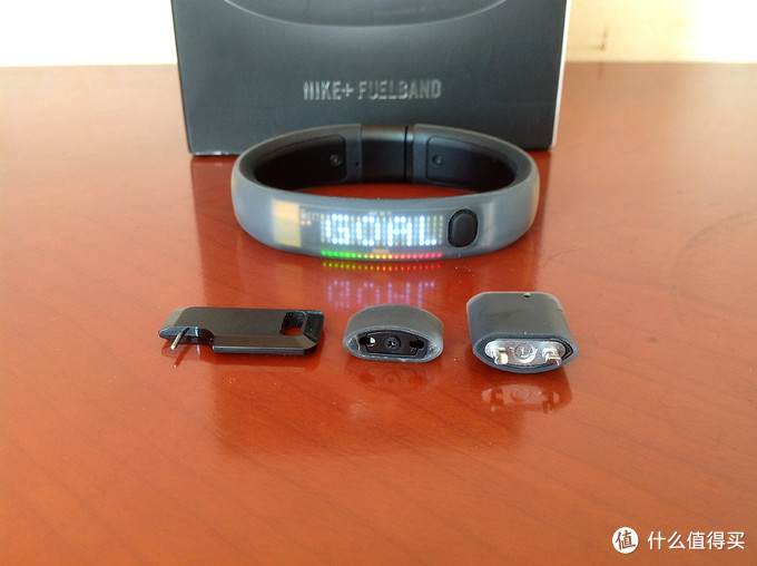 Fitbit Flex、Jawbone UP2、Nike Fuelband