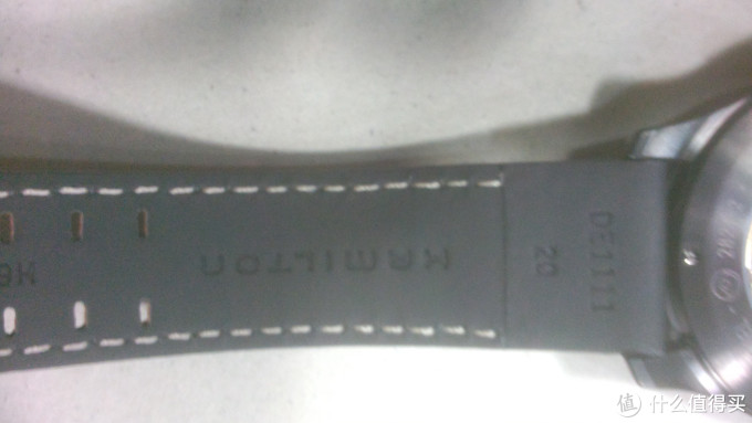 汉密尔顿 H70585733的表带搭配