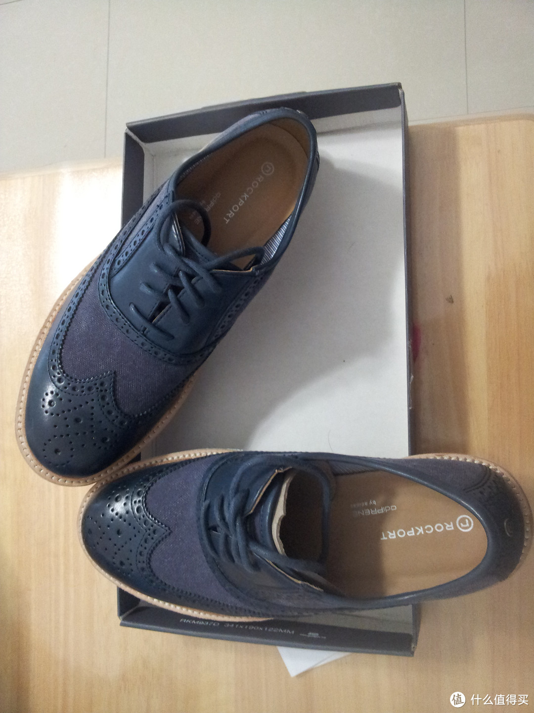 Rockport 乐步 Union Street Wing Oxford 男款正装牛津皮鞋 和老婆的 Nine West 玖熙 女靴