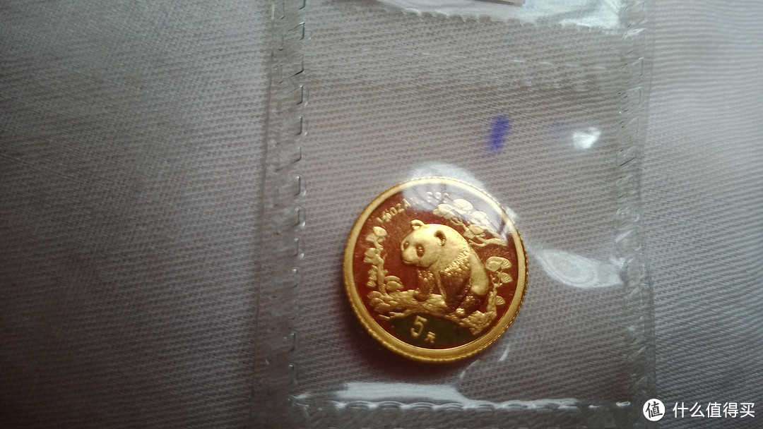 1985年小熊猫纯金纪念币