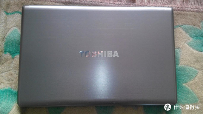 TOSHIBA 东芝 Satellite P875-S7102B 17寸笔记本