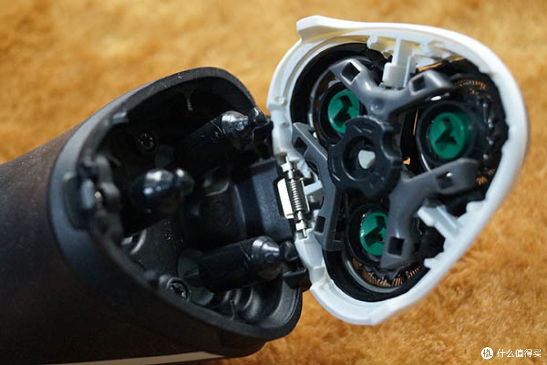 飞利浦劲锋系列pt720剃须刀真正贴面剃须