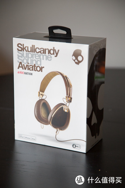 【真人兽】58.5欧的 Skullcandy Aviator 金色骷髅头耳机