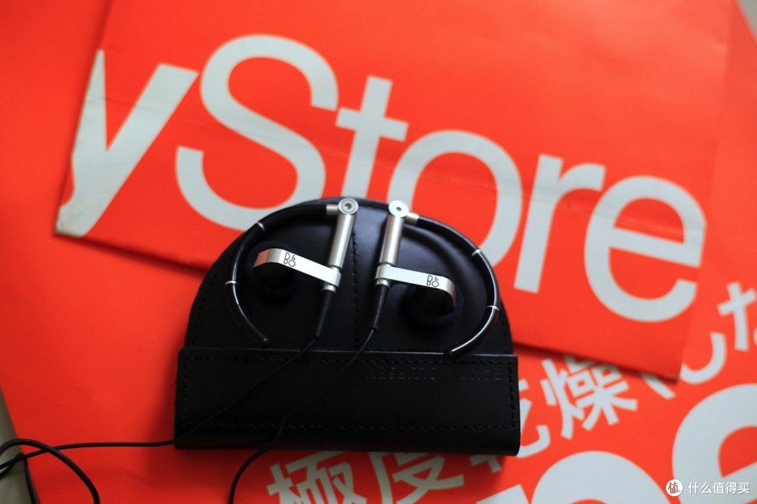 内外兼修的一大波耳机，三B齐聚的诱惑：Bang & Olufsen、Bowers&Wilkins、BOSE