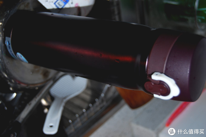 经济实惠三和保温杯500ml