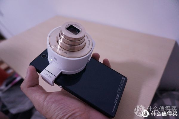 晒物广场:今日好晒单 索尼QX10镜头相机、三菱自动铅笔、卡带随身听、新百伦 M870 、LAMY狩猎者、盘锦河蟹