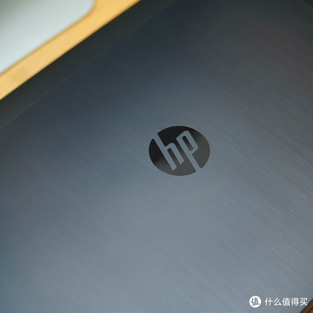 【首发】HP 惠普旗舰移动工作站 ZBook 17 真机图赏