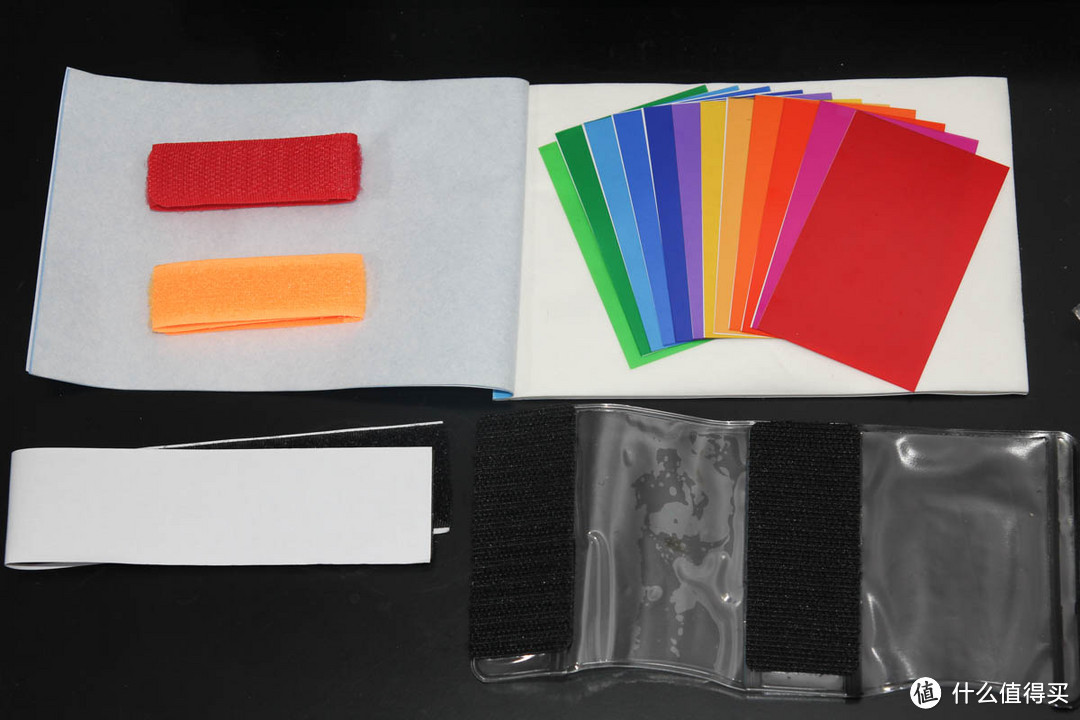 色片套装，含12片色片，一条带背胶的魔术贴毛面，和一个色片安装套