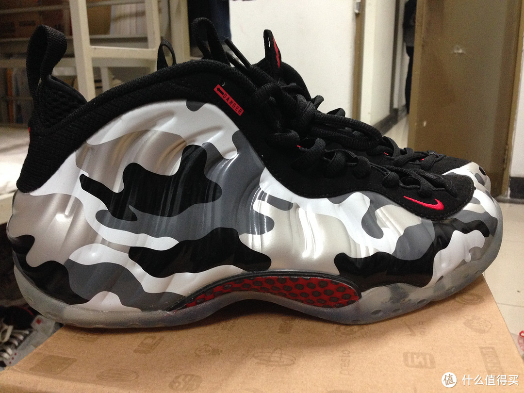 每个篮球爱好者心中都有一双最爱的鞋：Nike 耐克 Air Foamposite One 迷彩喷