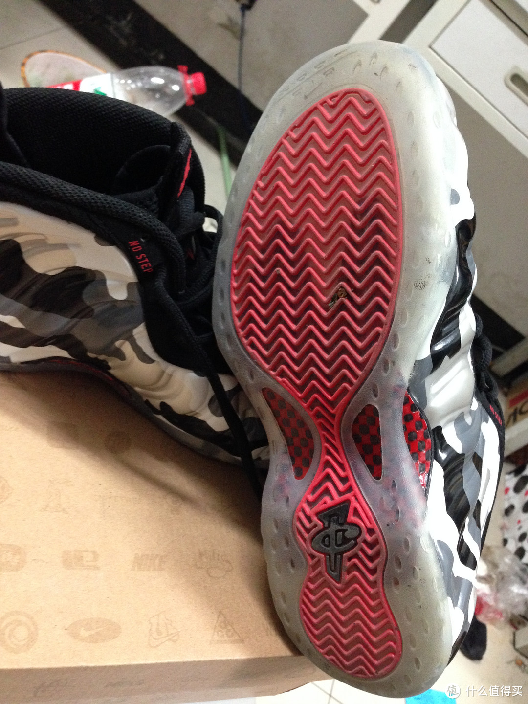 每个篮球爱好者心中都有一双最爱的鞋：Nike 耐克 Air Foamposite One 迷彩喷